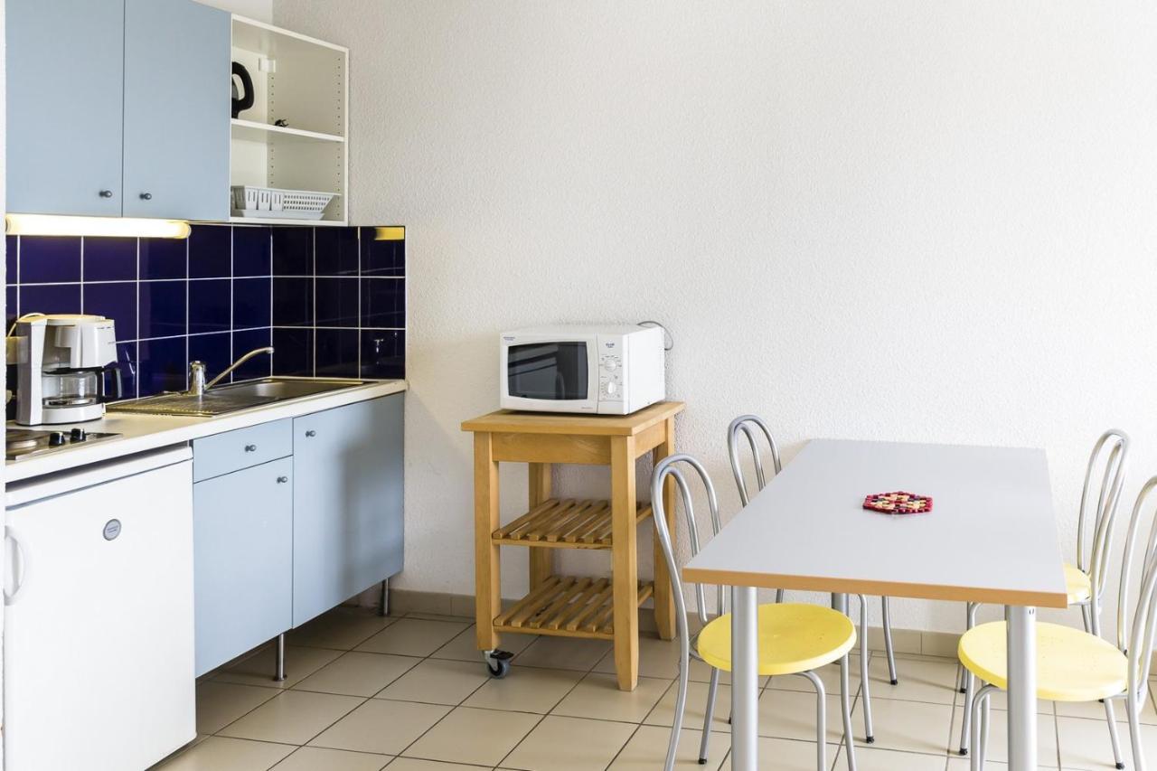 Aparthotel Ulvf Les Romarins Fleury  Esterno foto